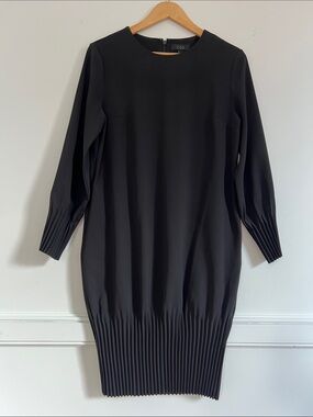 COS Black Long-Sleeve Pleated-Hem Shift Dress